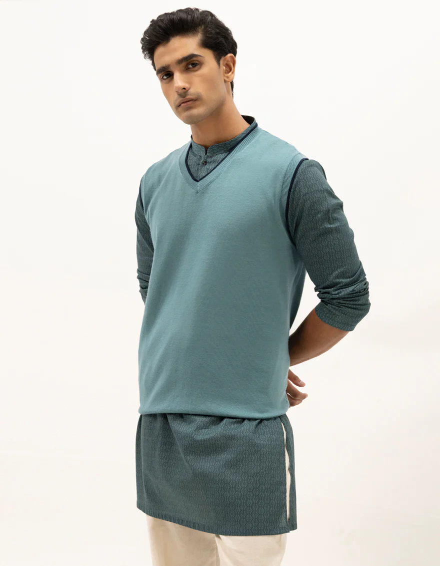 JJ-SWT-0040-SLEEVLESS V-NECK SWEATER