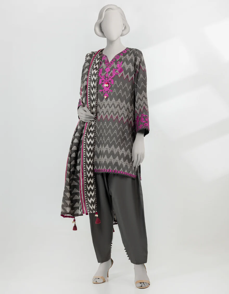 JLAWN-S-25-211/S CHEVRON STORY-02