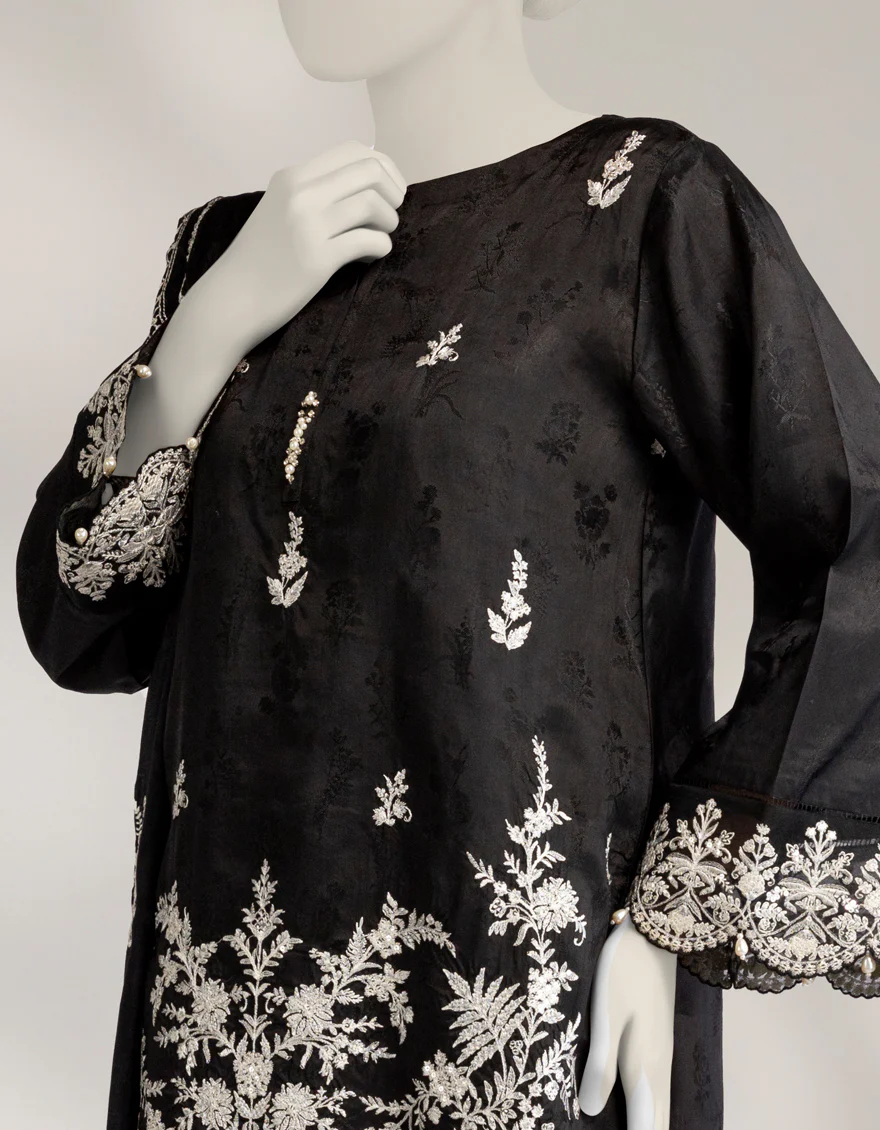 JLAWN-W-25-1033 RESHAMI-1 - Image 3